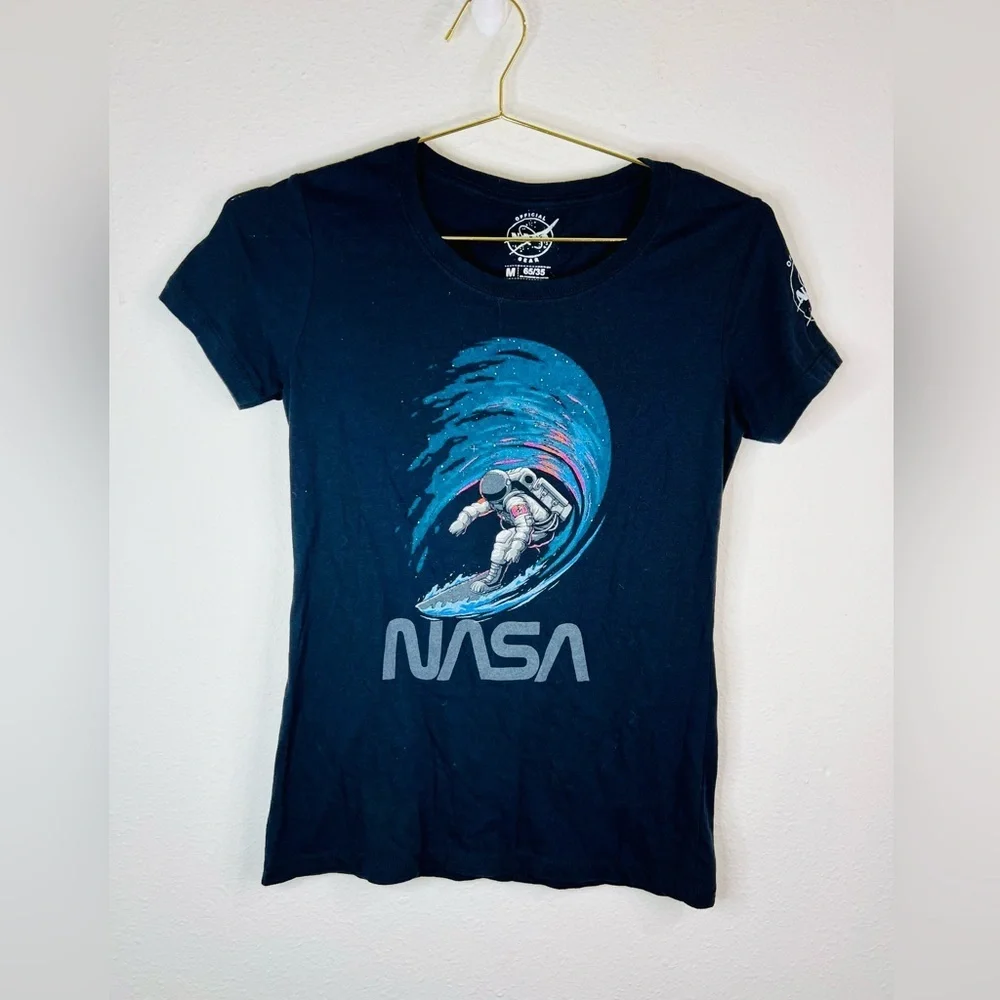 NASA Official Gear Black Short Sleeve Astronaut Space Rider Shirt Size Medium - Picture 2 of 9